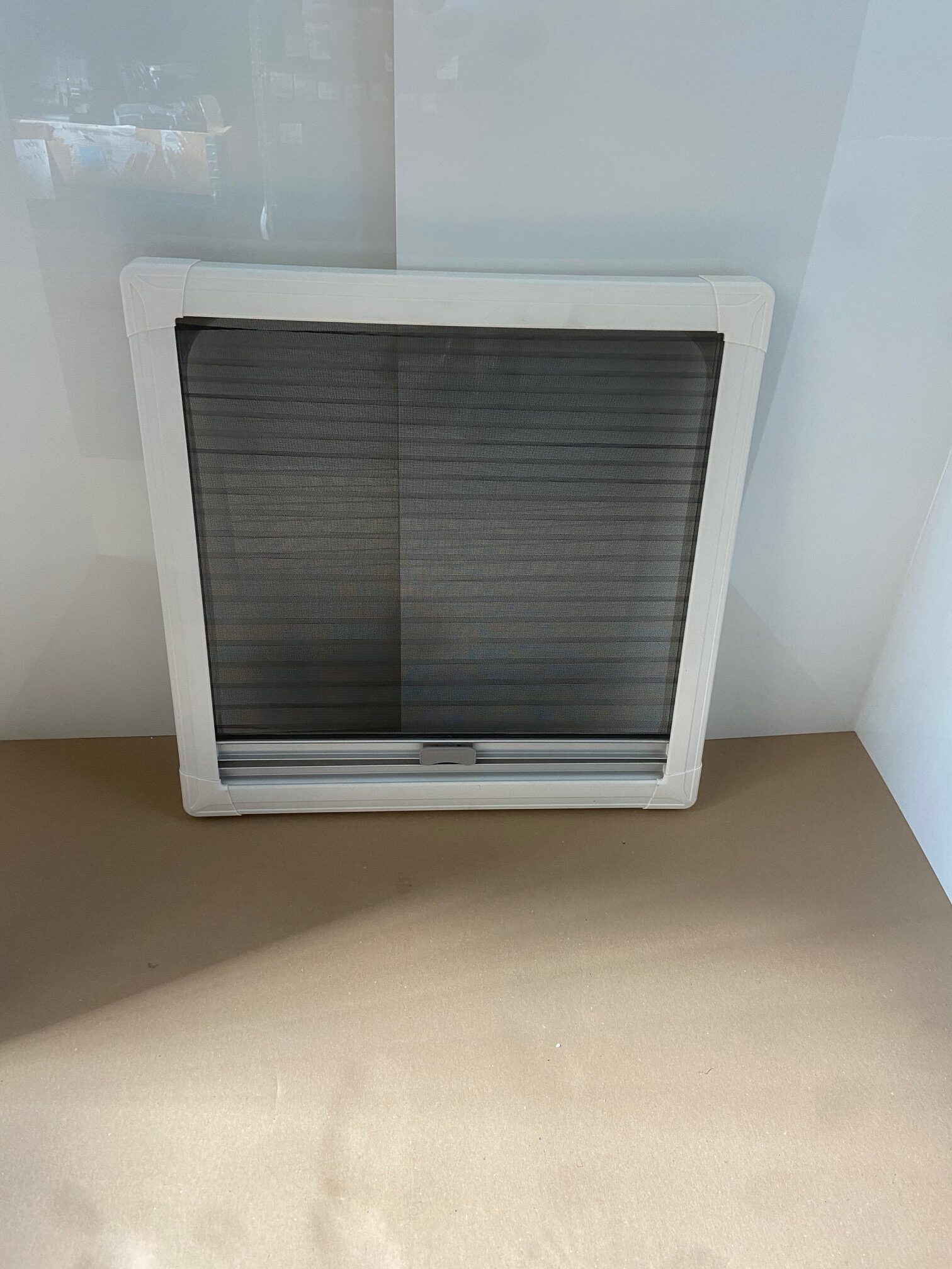Fliegenschutz und Verdunklung für Wohnmobilfenster, Remis, 500 x 500 mm