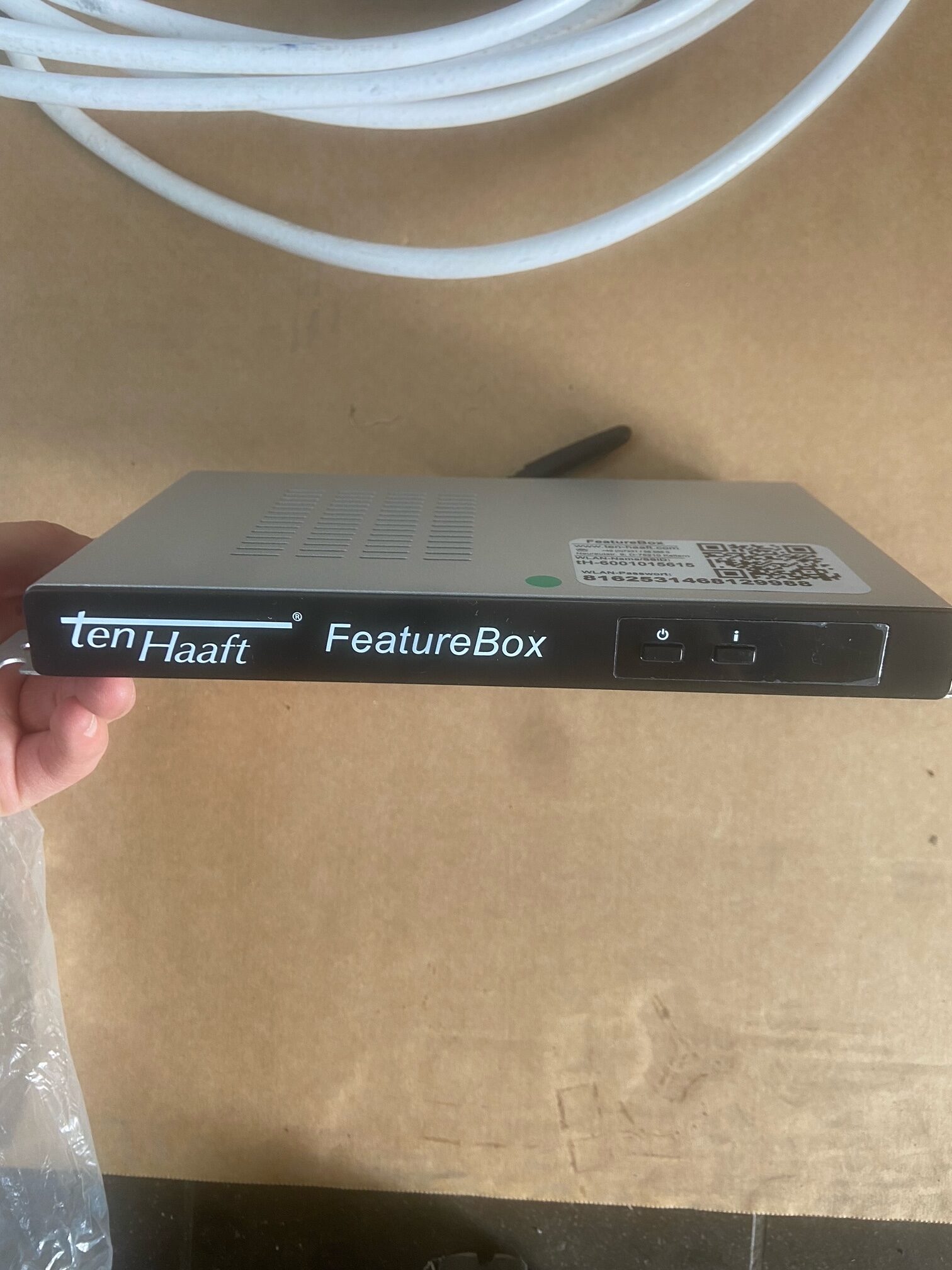 Satellitenschüssel Oyster Cytrac twin x, Niesmann & Bischoff