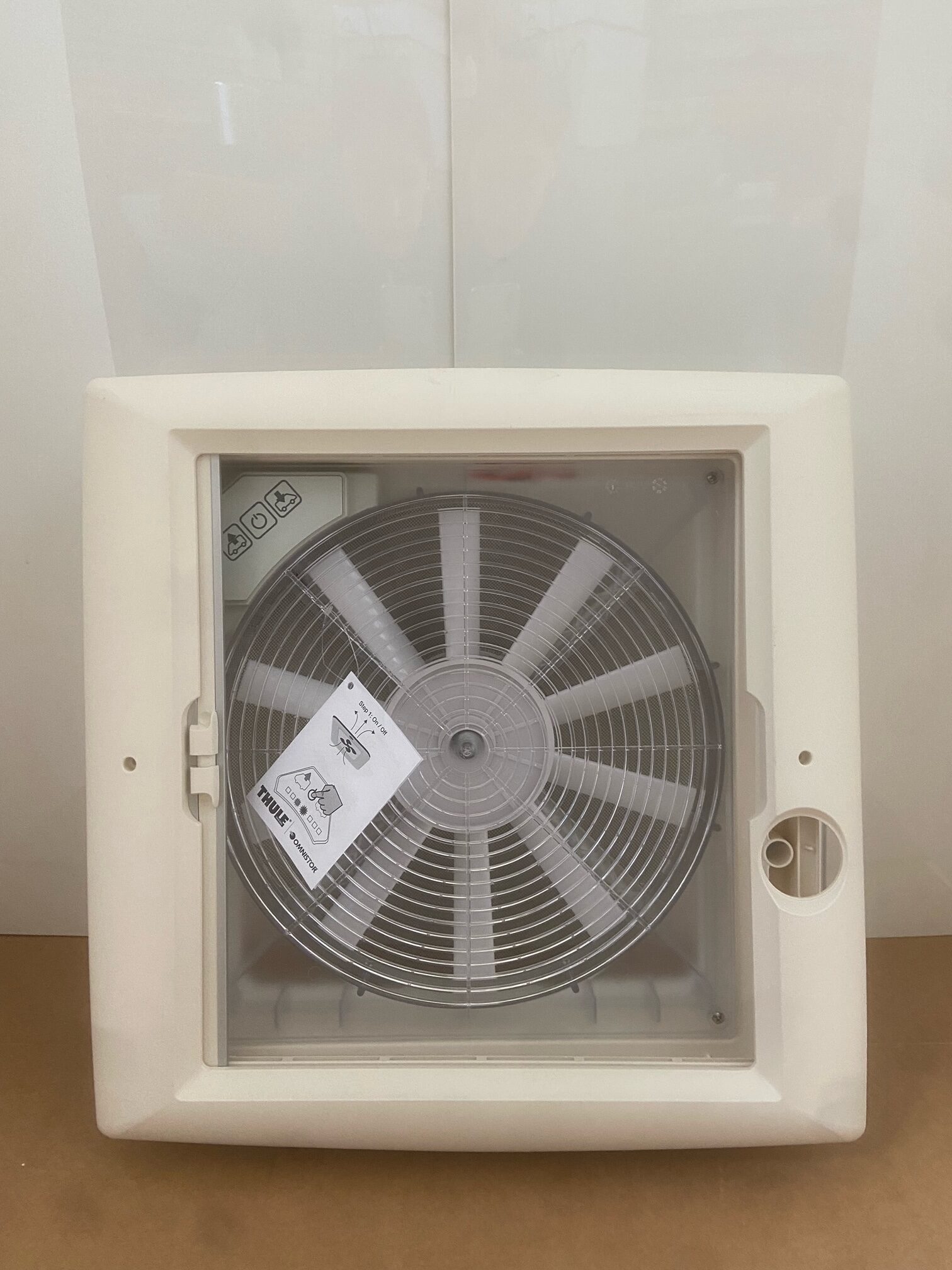 Lüfter von Thule für Wohnmobil, 400 x 400 mm