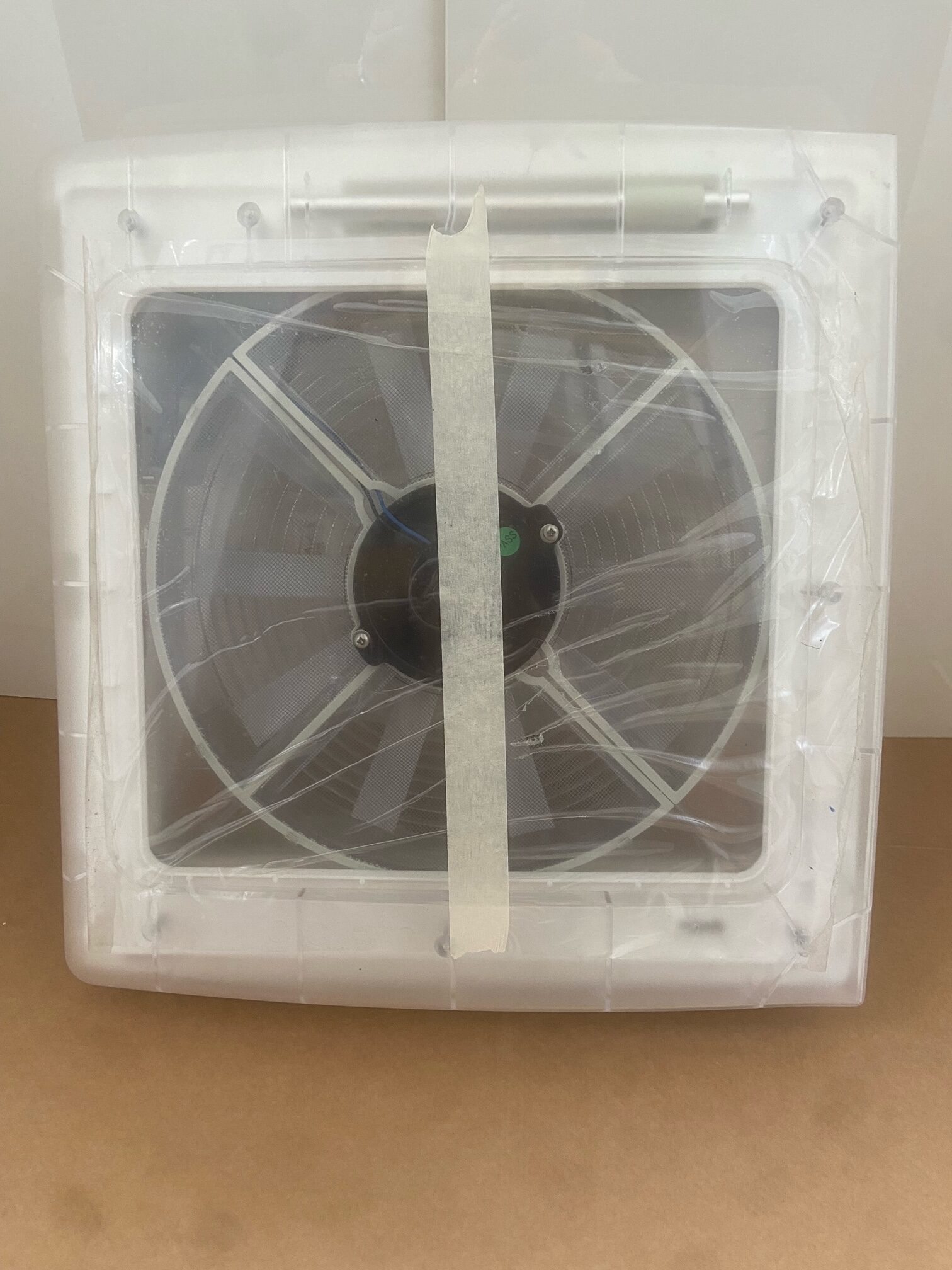 Lüfter von Thule für Wohnmobil, 400 x 400 mm