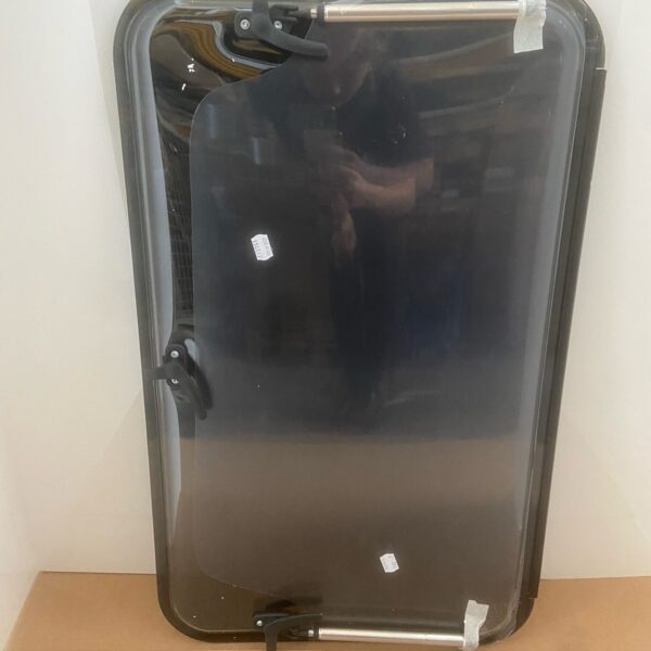 Dometic Scheibe für Wohnmobil, 750 x 465 mm