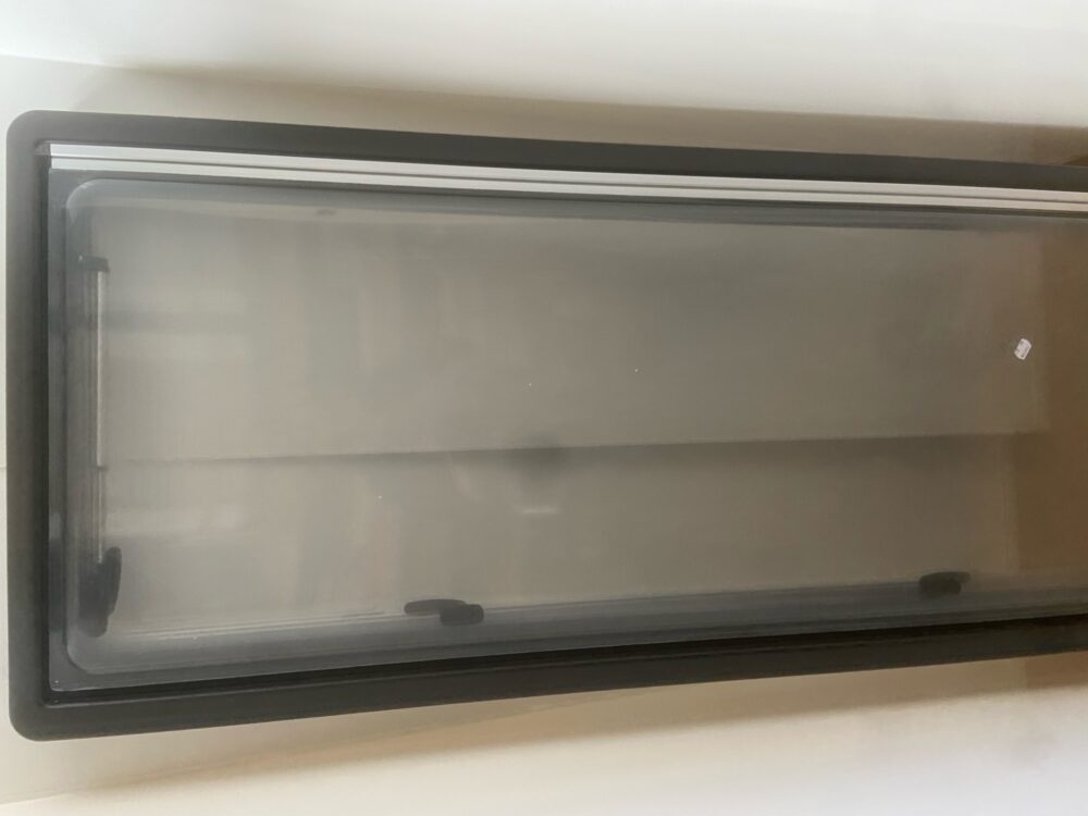 Dometic S4 Ausstellfenster für Wohnmobil, 1450 x 600 mm – Bild 2