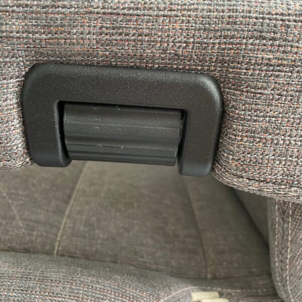 Aguti Hymer Sitz, Fahrerseite, Stoff grau / braun