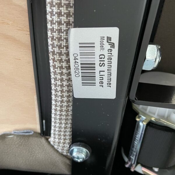 Aguti Automotiv GIS Liner, Beifahrersitz