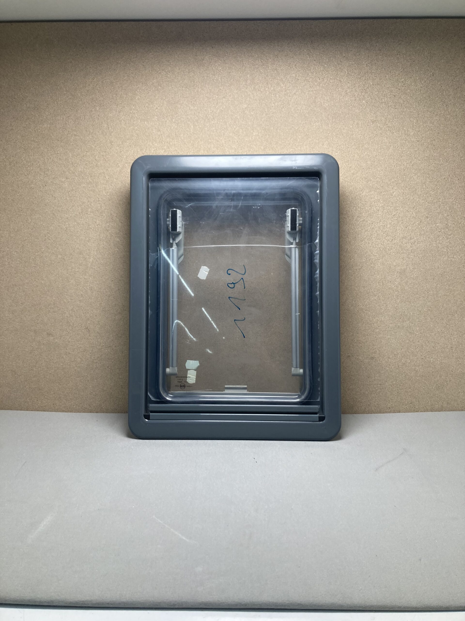 Seitz Dometic Ausstellfenster S4 Fenster 350x500 inkl. Rollo und Fliegengitter