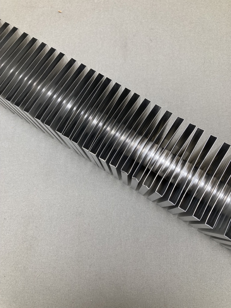 ALDE Konvektoren 80cm inkl. Halt Art.-Nr.: 190082 neu – Bild 5