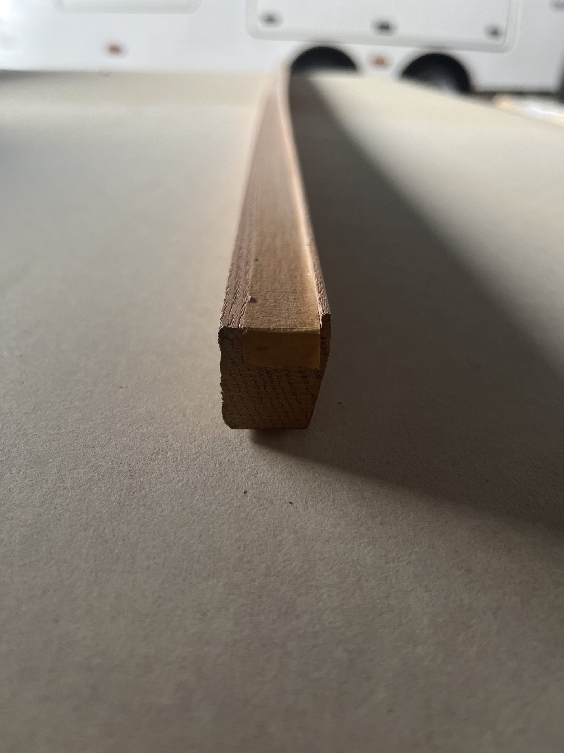 Leiste Holz Massivholz beschichtet Mediteranian Cherry 1,90 Meter