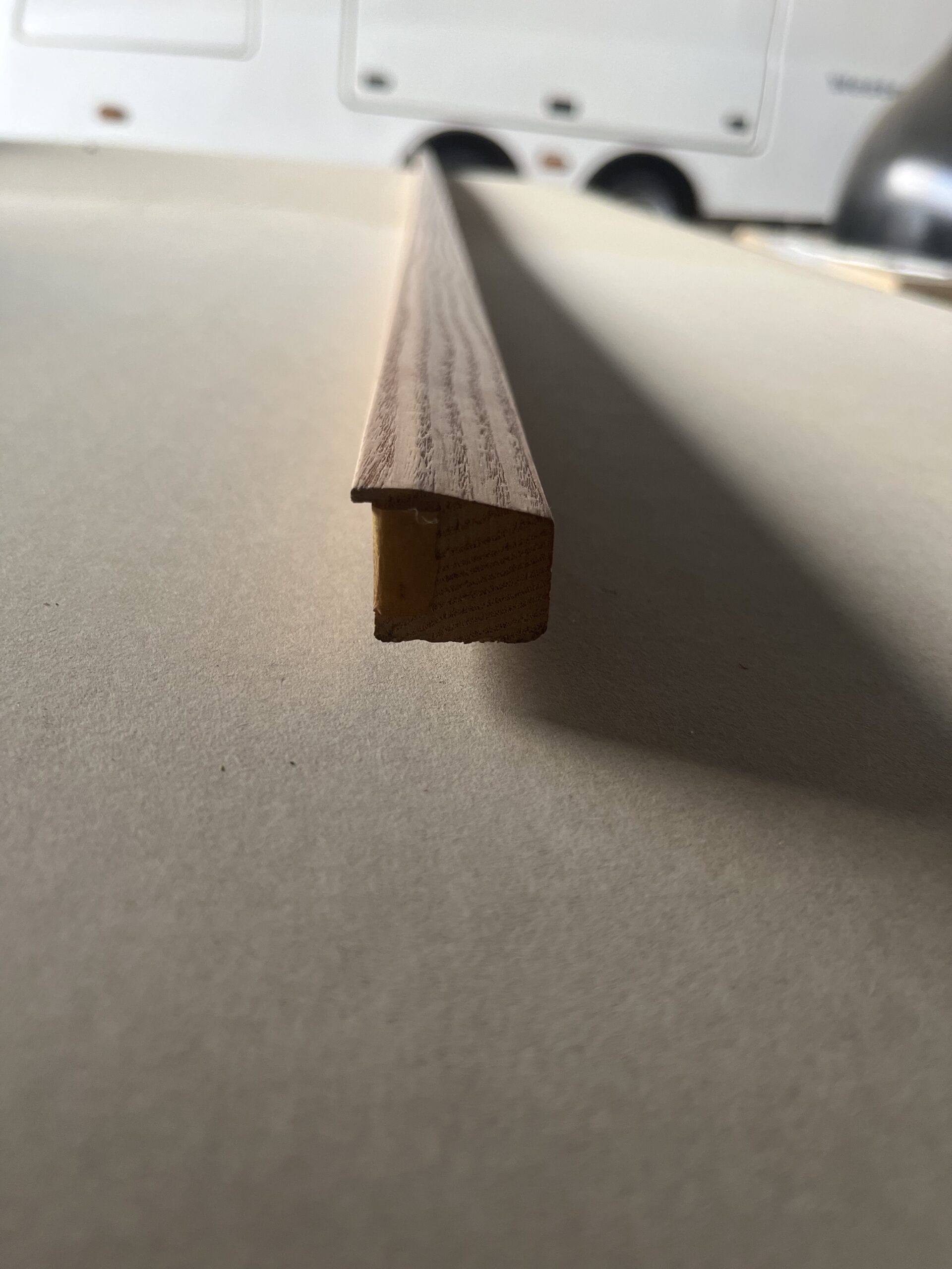 Leiste Holz Massivholz beschichtet Mediteranian Cherry 1,90 Meter