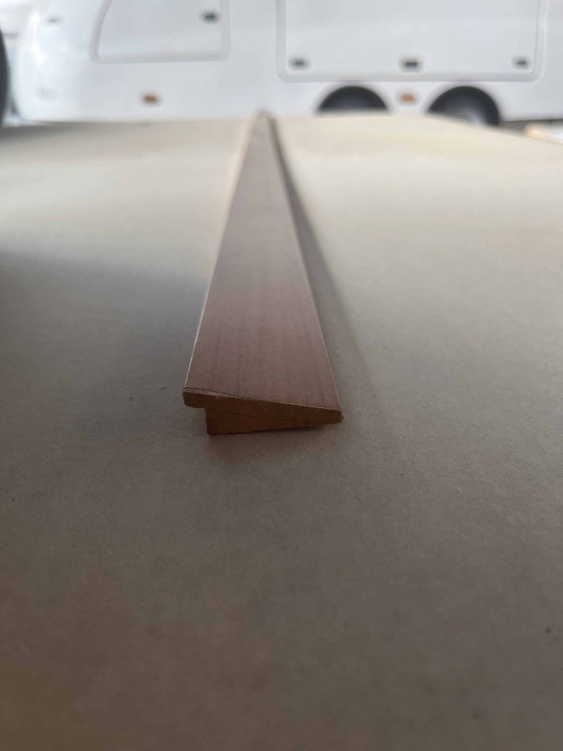 Leiste Holz Massivholz beschichtet Mediteranian Cherry 1,90 Meter 3 Stück