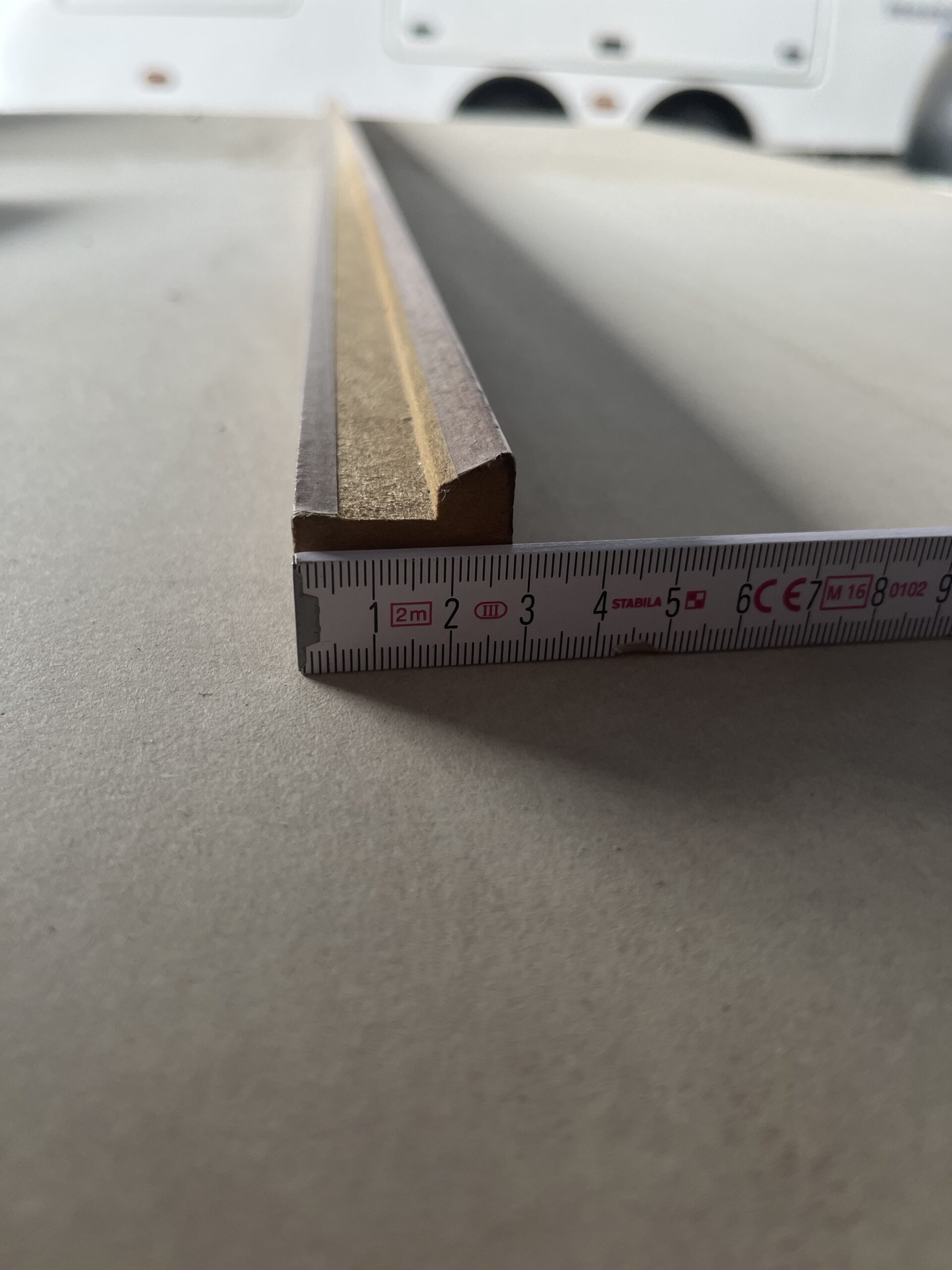 Leiste Holz Massivholz Mahagoni beschichtet 1,90 Meter