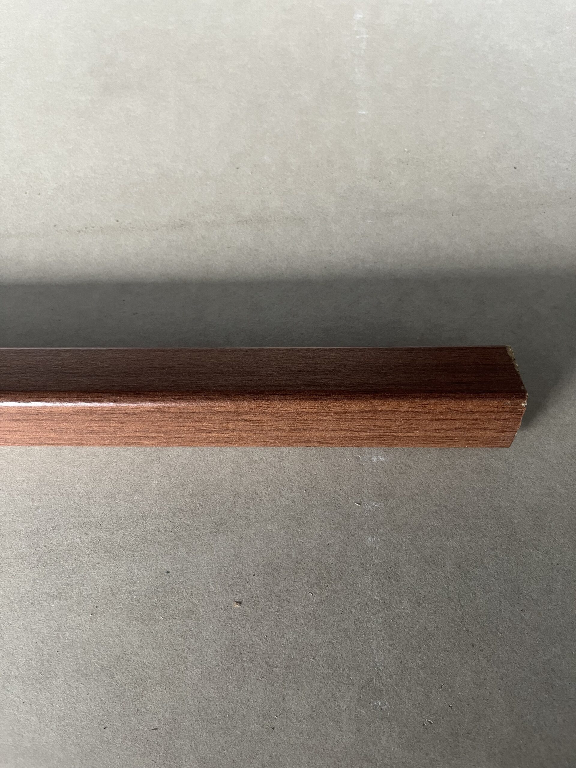 Leiste Holz Massivholz Mahagoni beschichtet 1,90 Meter