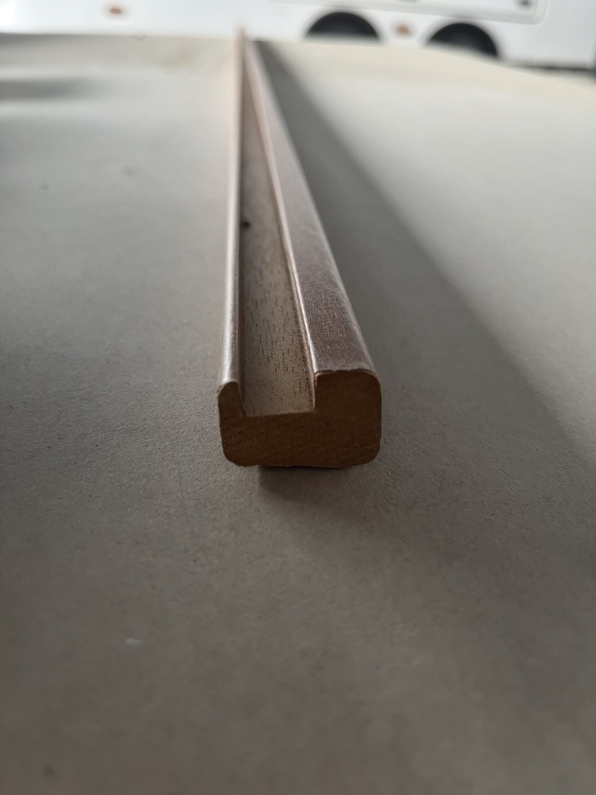 Leiste Holz Massivholz Mahagoni beschichtet 1,90 Meter