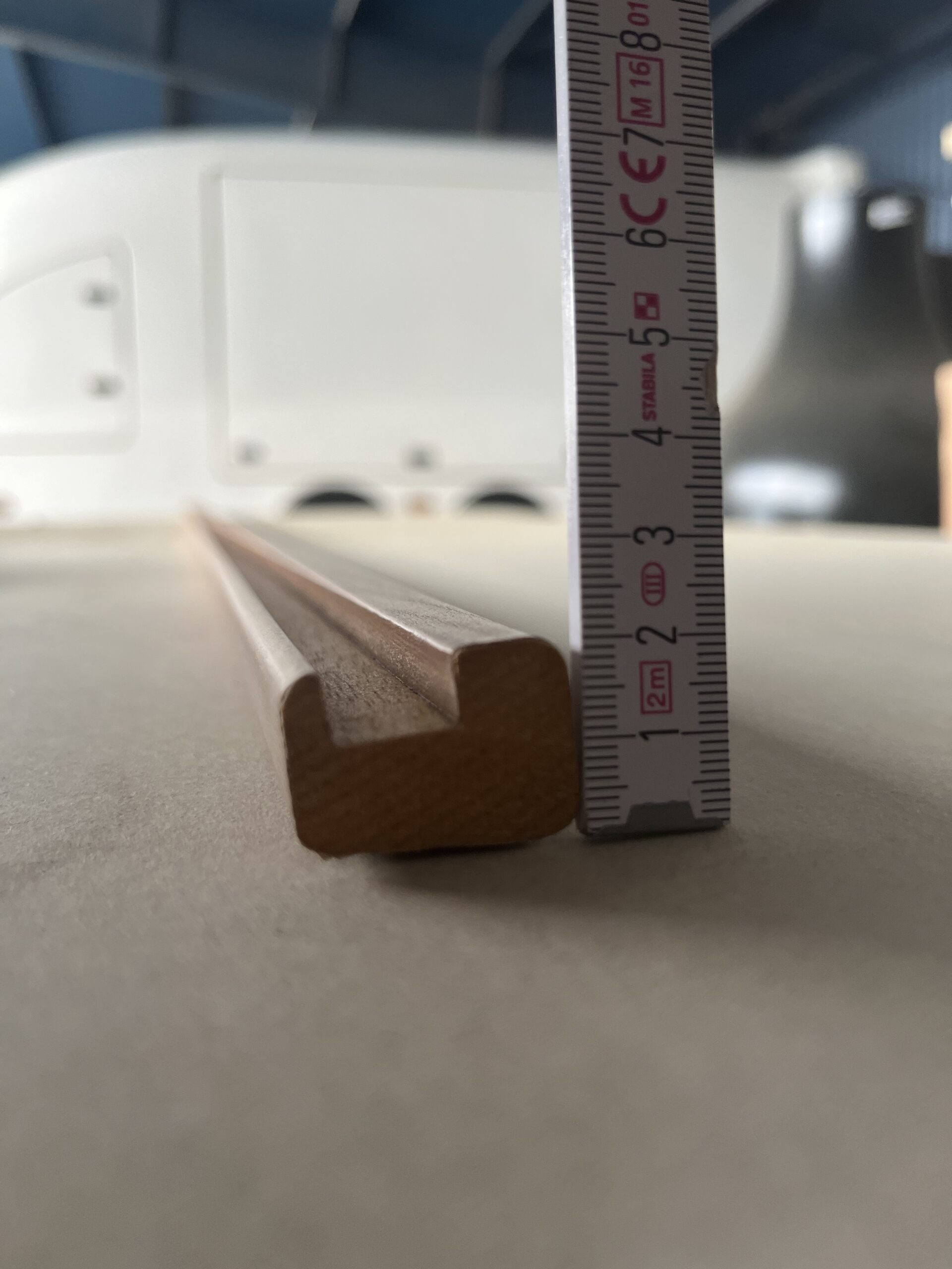 Leiste Holz Massivholz Mahagoni beschichtet 1,90 Meter