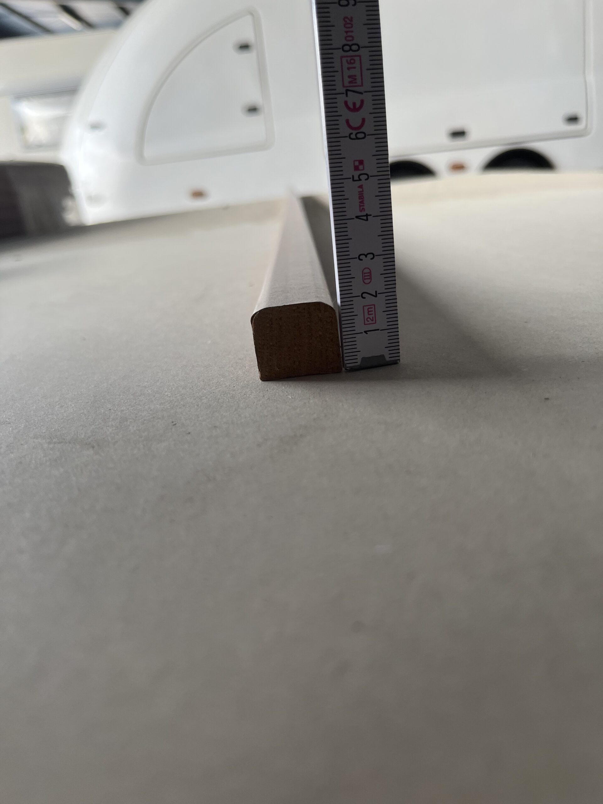 Leiste Holz Massivholz Mahagoni beschichtet 1,90 Meter