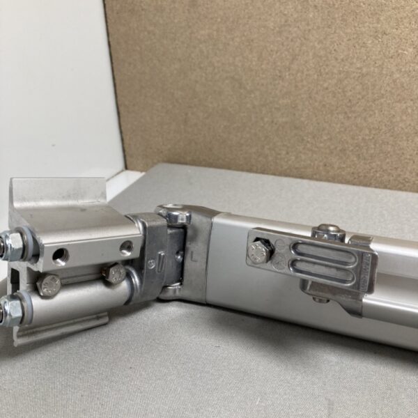 Thule Springarm 5200-2,6m neu links silber Art.-Nr.: 9641459