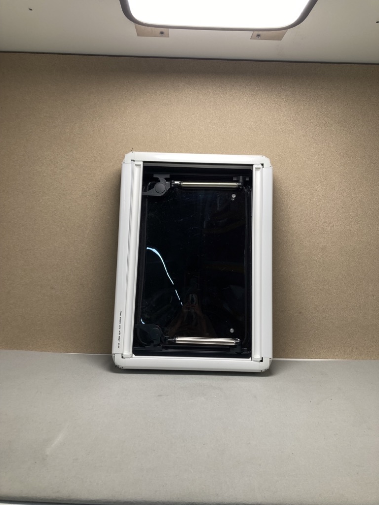 Carbest SET Ausstellfenster RW Style und Innenrahmen 500x350mm neu