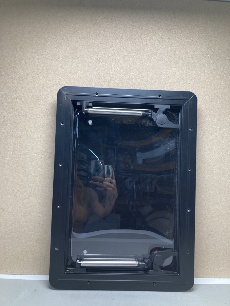 Carbest SET Ausstellfenster RW Style und Innenrahmen 500x350mm neu