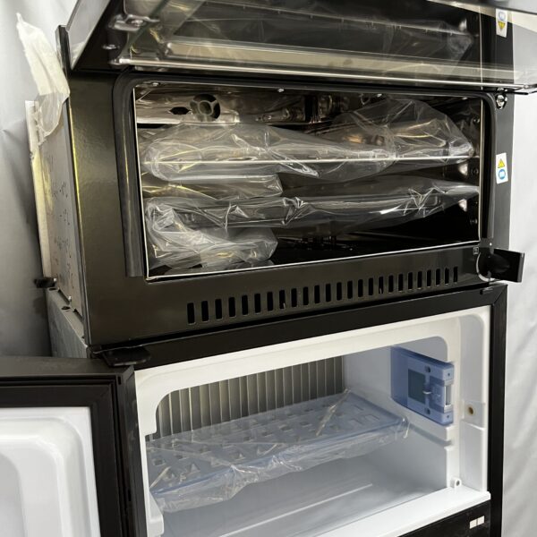 Dometic RMDT 8505 Kühlschrank mit Gefrierfach und Backofen