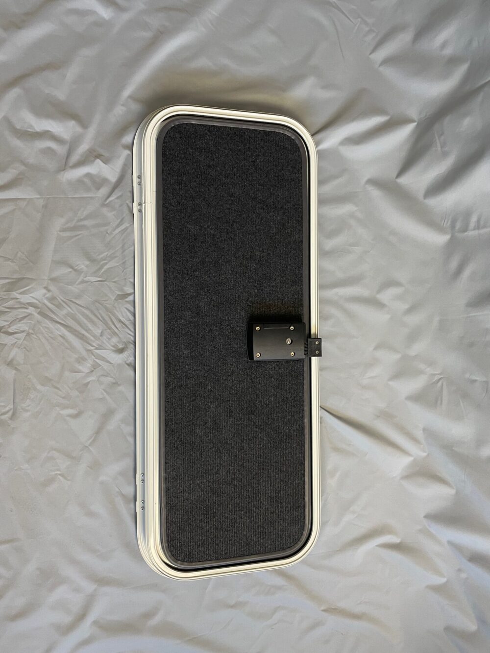 Serviceklappe Klappenrahmen, 950 x 370 mm, weiß Alu pulverbeschichtet