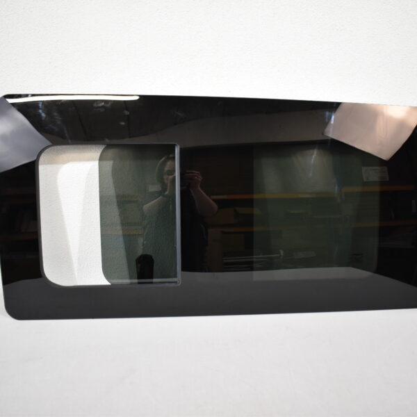 Carbest Getöntes Glasfenster Mercedes Benz Vito 1100x570mm Art.-Nr.: 31596