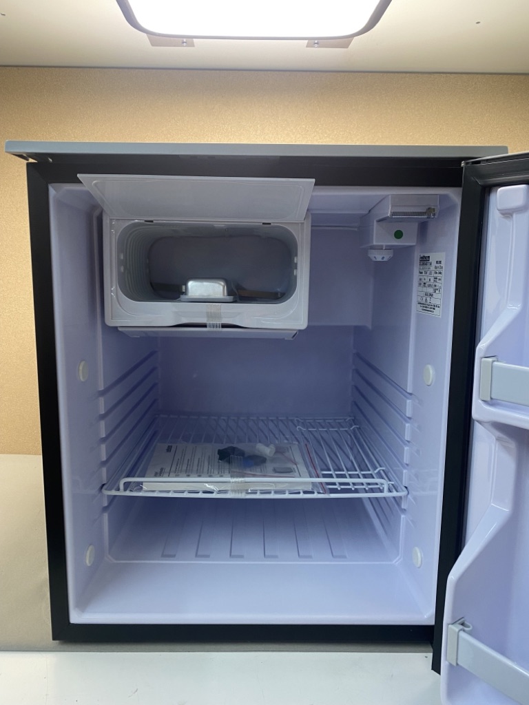 Isotherm Kühlschrank CR65EL Wohnmobil / Wohnwagen