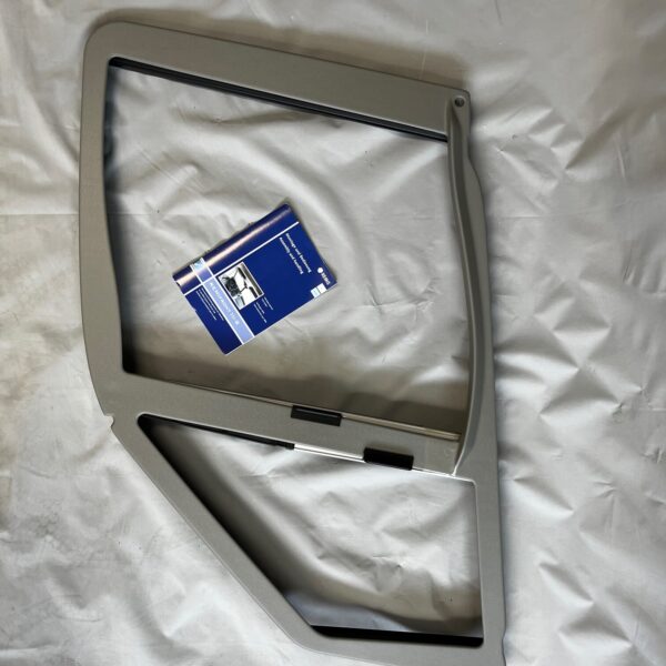 Remis Remifront Verdunklungslösung Fahrerkabine Sprinter/VW Crafter >2006 rechts