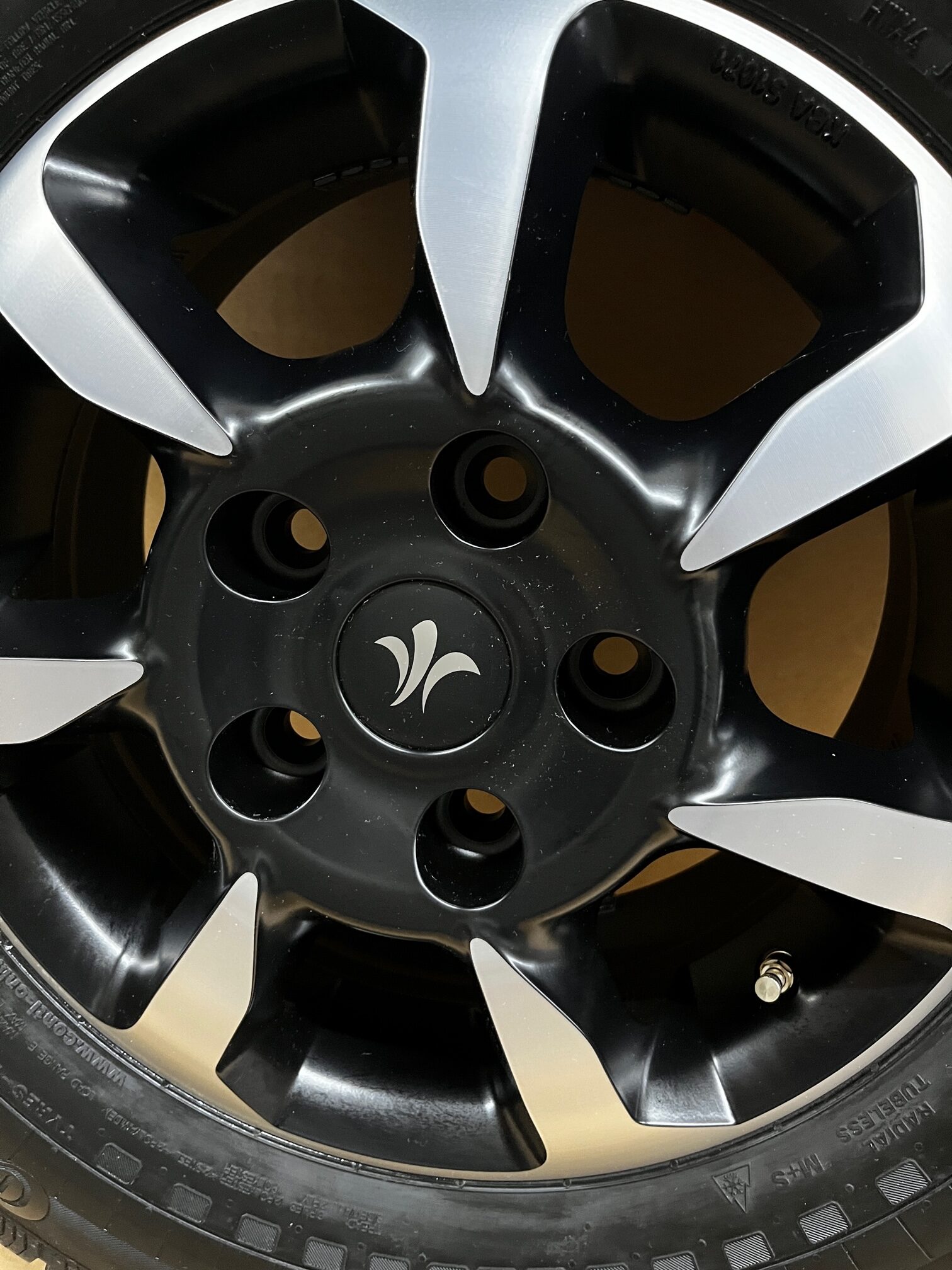 Continental Vanco Four Seasons 4 Kompletträder 225/75 R16C