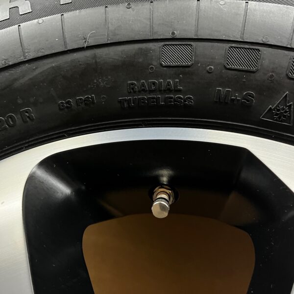 Continental Vanco Four Seasons 4 Kompletträder 225/75 R16C