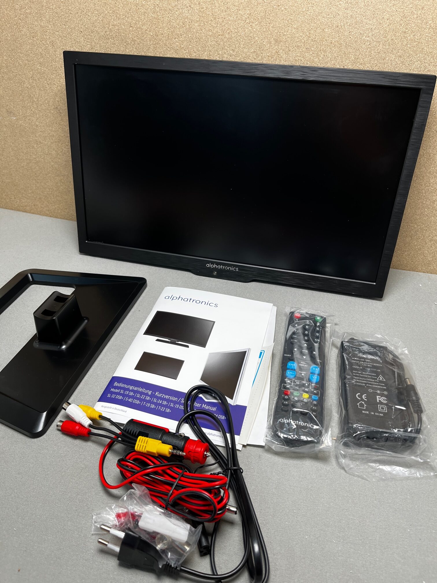 alphatronics SL-Line 16:9 TV 43,8x27,5x5,0 cm