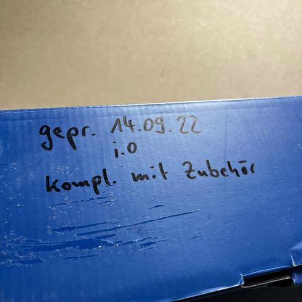 Carbest 23,6`` Widescreen LED Smart TV