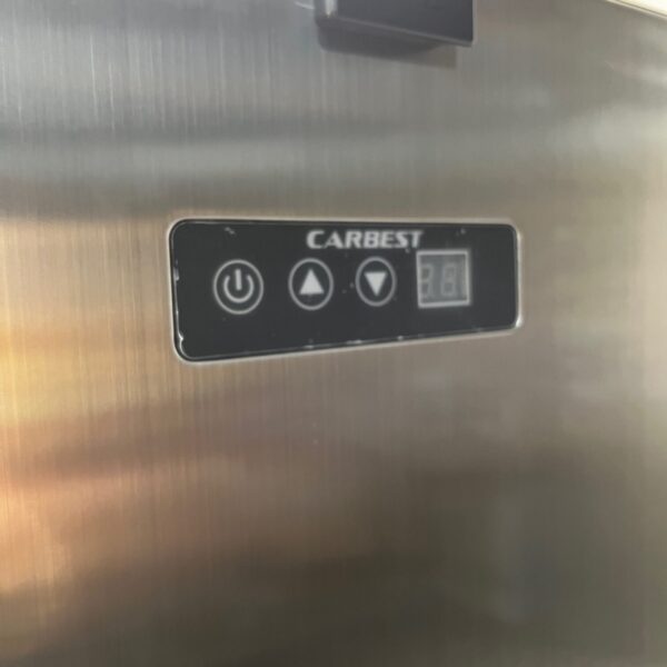 Carbest Kompressor Einbaukühlschrank 40L 71357