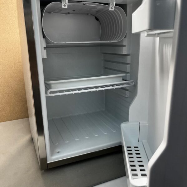 Carbest Kompressor Einbaukühlschrank 40L 71357