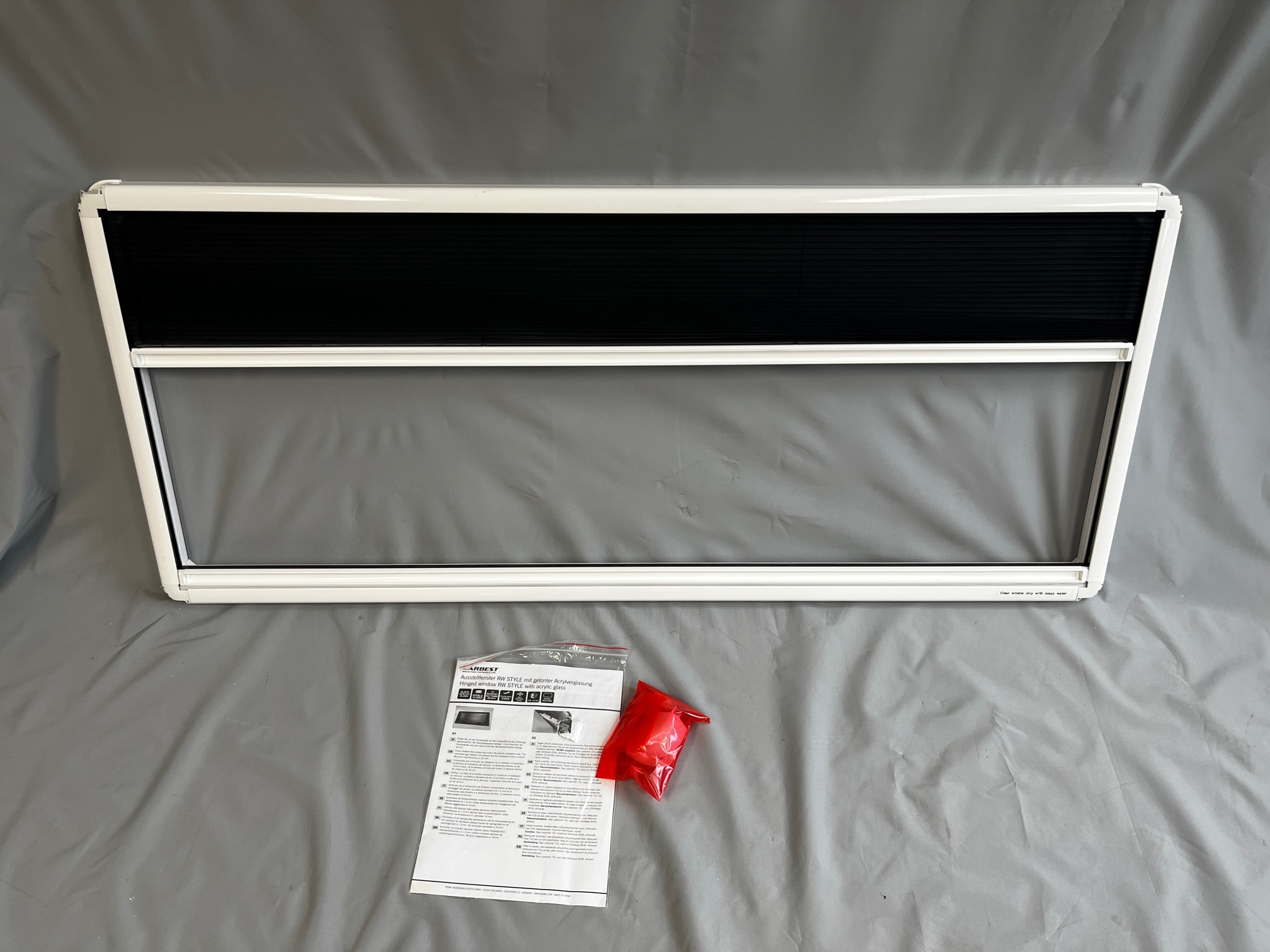 Carbest Innenrahmen für RW Style mit Verdunklung & Insektenschutz 1200x500 3180070