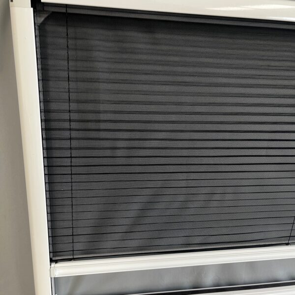 Carbest Innenrahmen für RW Style mit Verdunklung & Insektenschutz 1200x500 3180070