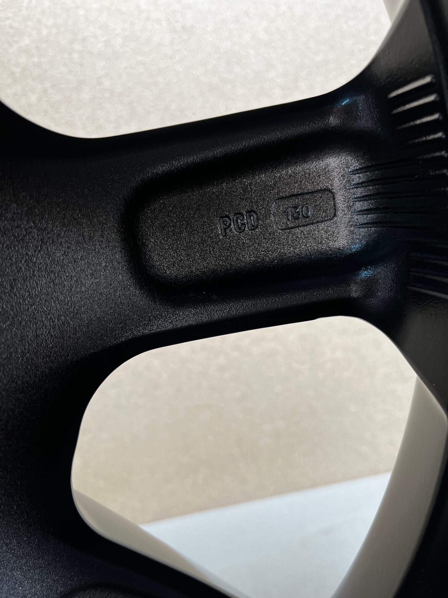 Alufelge 18`` Niesmann & Bischoff Emblem Ice Black 7,5Jx18H2 NEU