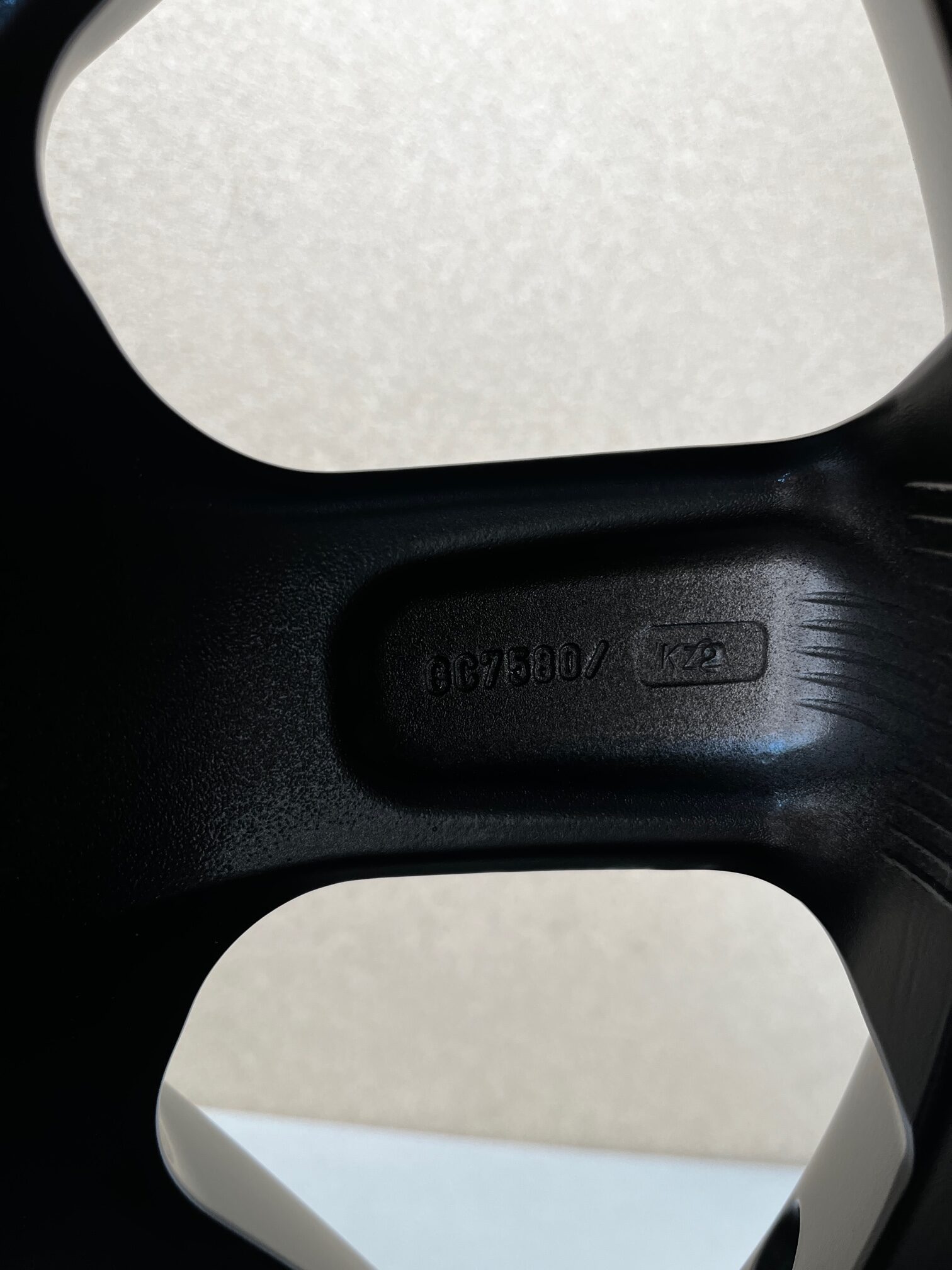 Alufelge 18`` Niesmann & Bischoff Emblem Ice Black 7,5Jx18H2 NEU