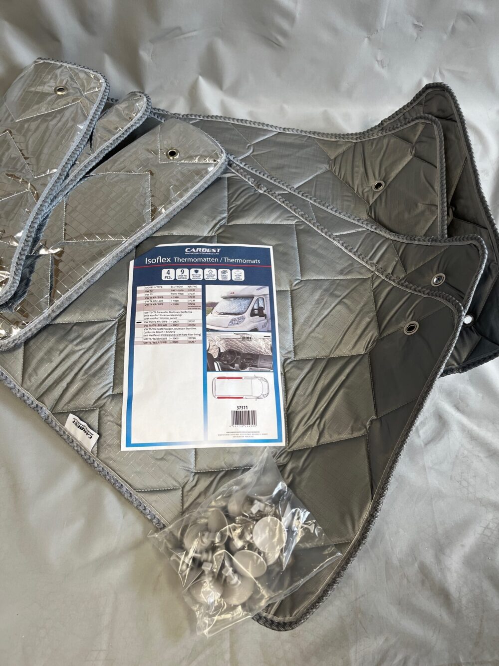 Carbest Isoflex Thermomatten für Fenster hinten für VW T5 ab 2003 37311