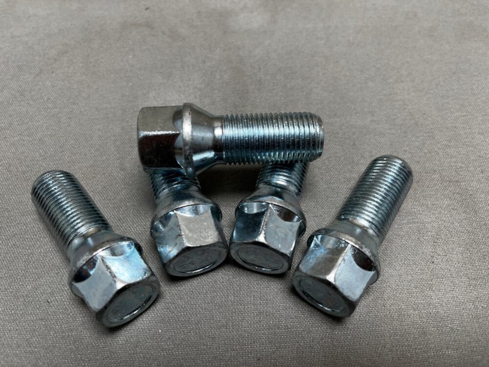 Radschrauben UBE 10.9 M16 5 Stk. – Bild 2