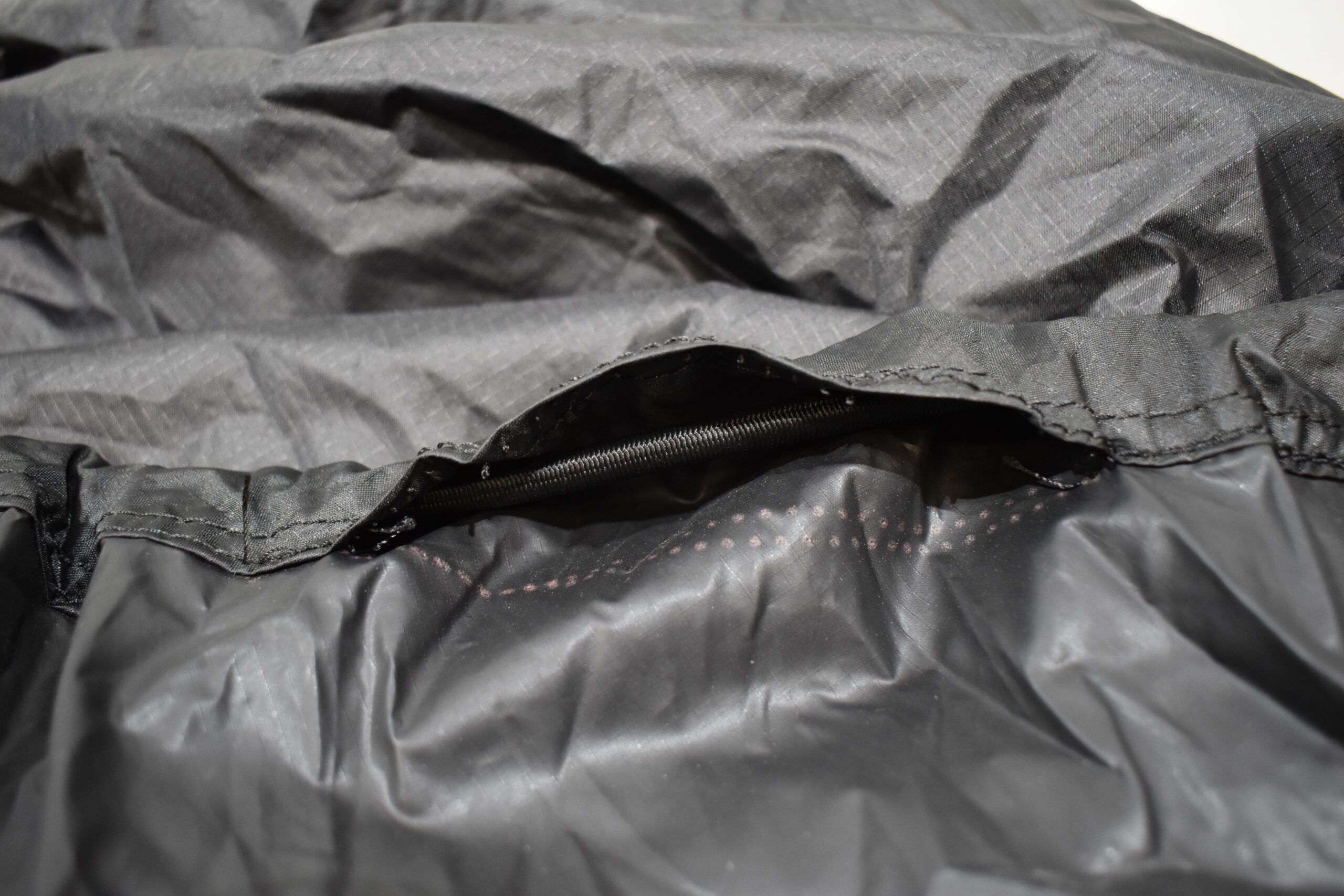 Thule Bike Cover / Schutzhülle für 2 Räder 307335 – Bild 2