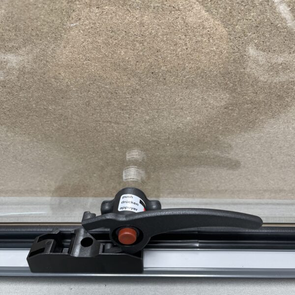 Dometic Ausstellfenster 1000x600 mm Anthrazit mit Zentralverriegelung