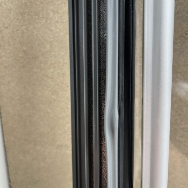 Dometic Ausstellfenster 1000x600 mm Anthrazit mit Zentralverriegelung