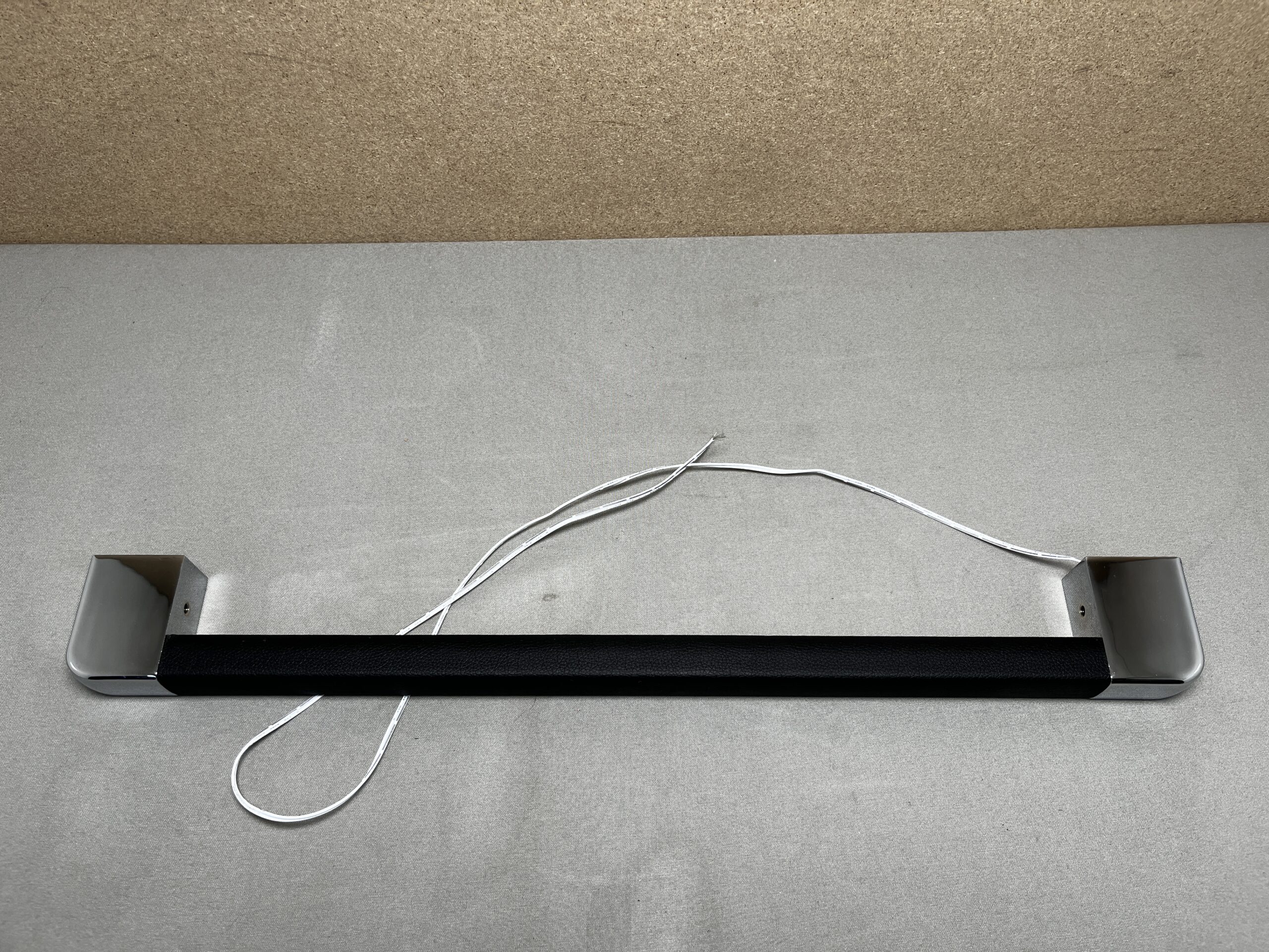 Türeinstiegsgriff 560mm mit LED Beleuchtung