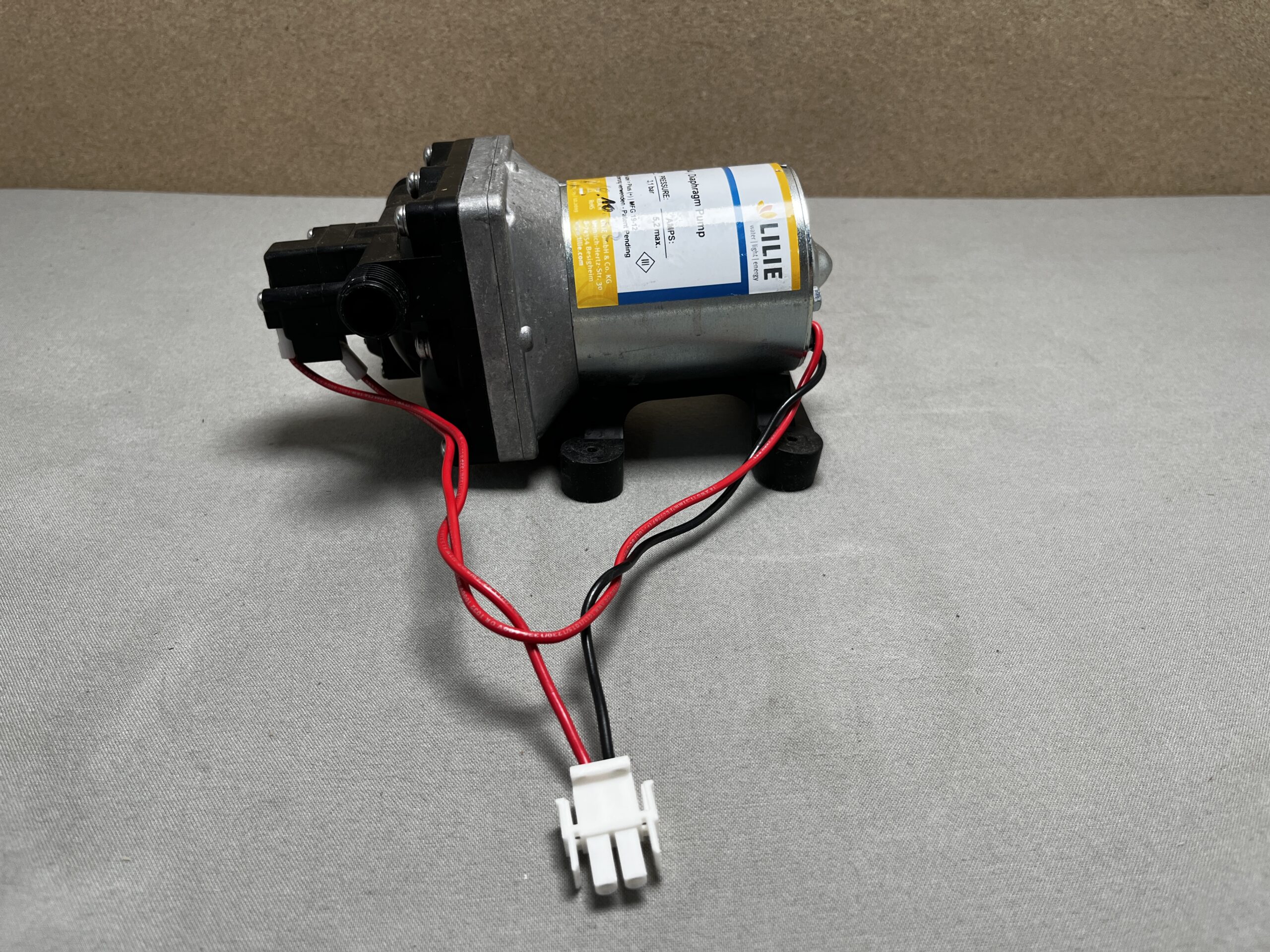 Lilie Softserie LS4144 Diaphragm Pumpe 12 Volt 11,3l/min. 3,1 bar