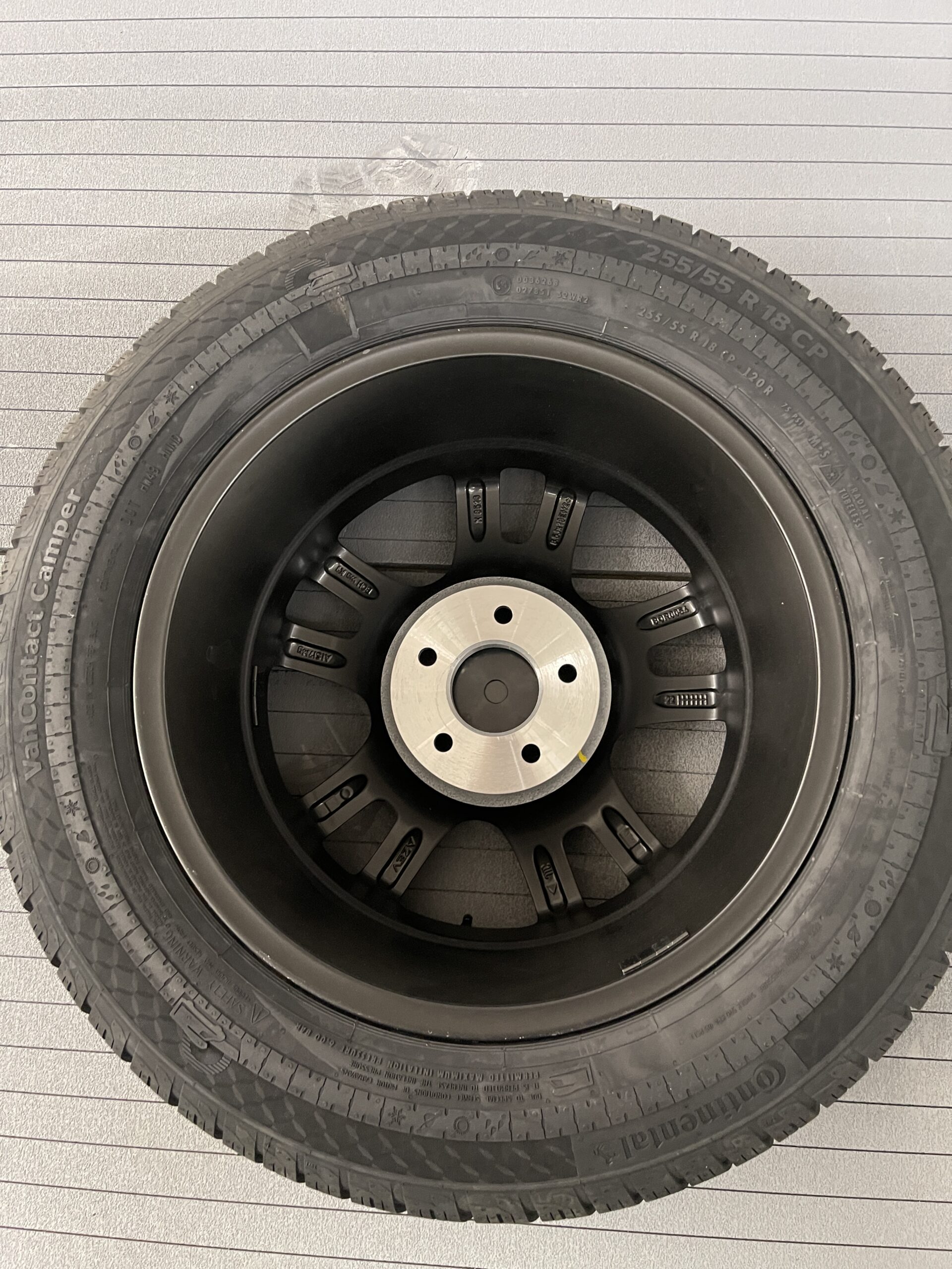 Continental VanContact Camper Kompletträder 255/55 R18 CP schwarz 4 Stück