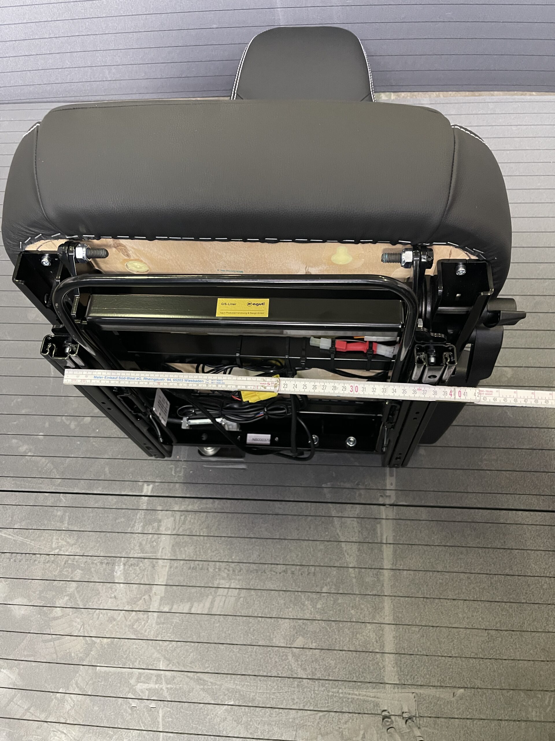 Aguti Automotiv GIS Lounge, Beifahrersitz GS 290 ECE