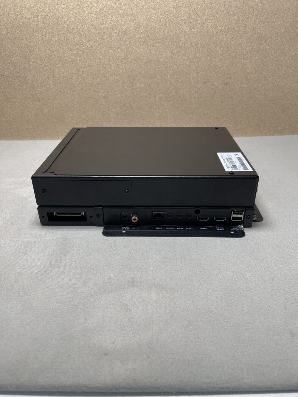 Alphatronics S-Box 32" BSBAI+