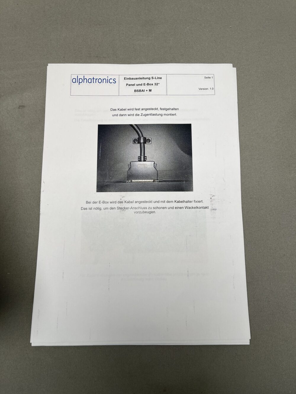 Alphatronics S-Box 32" BSBAI+
