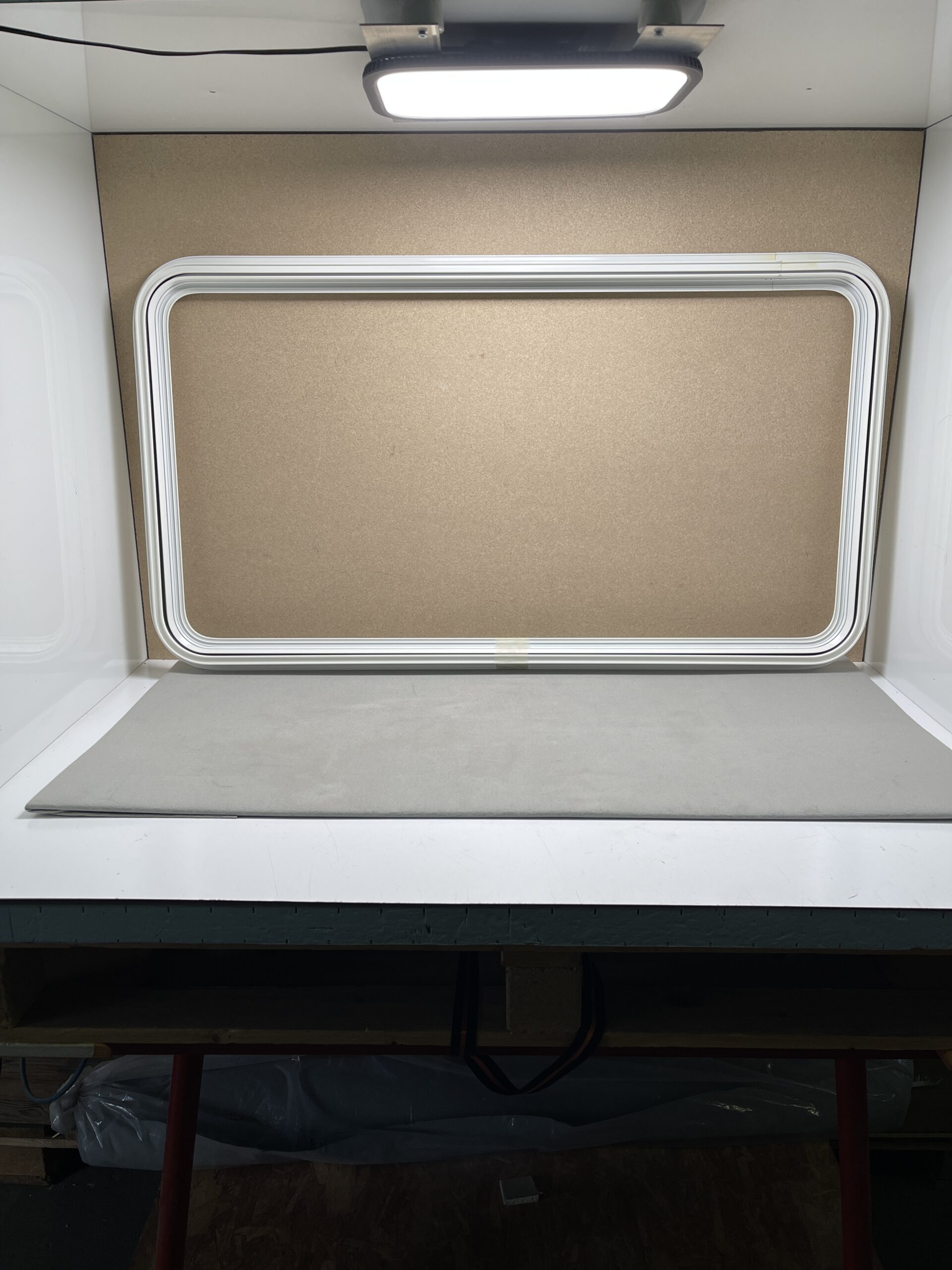 Mekuwa Alu-Klappenrahmen für Serviceklappe 1100x600mm weiß