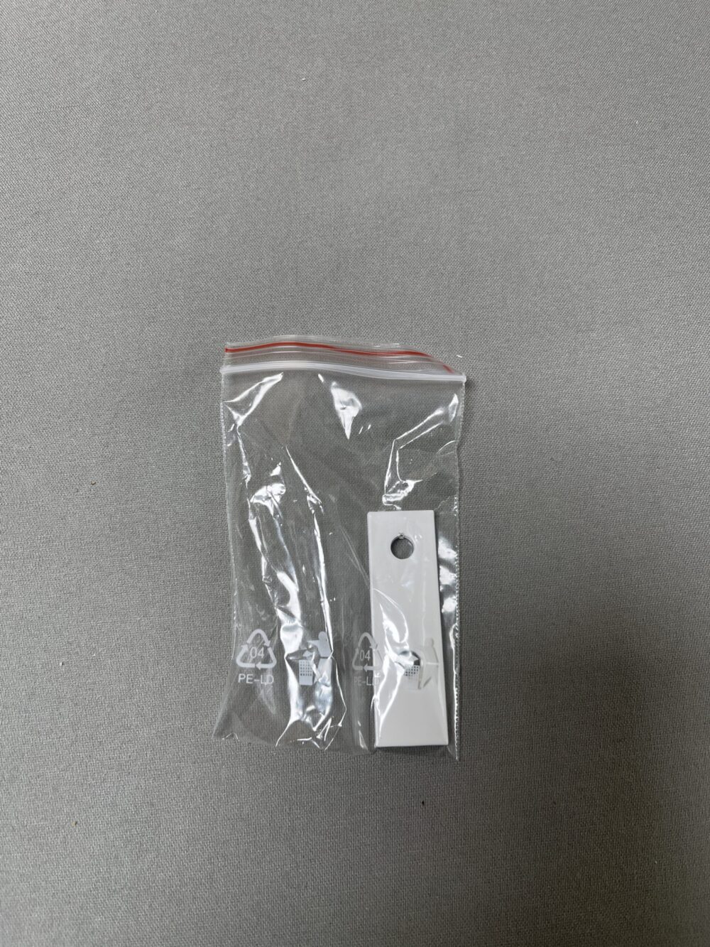 Verriegelungssystem für Dreh Toilette weiß