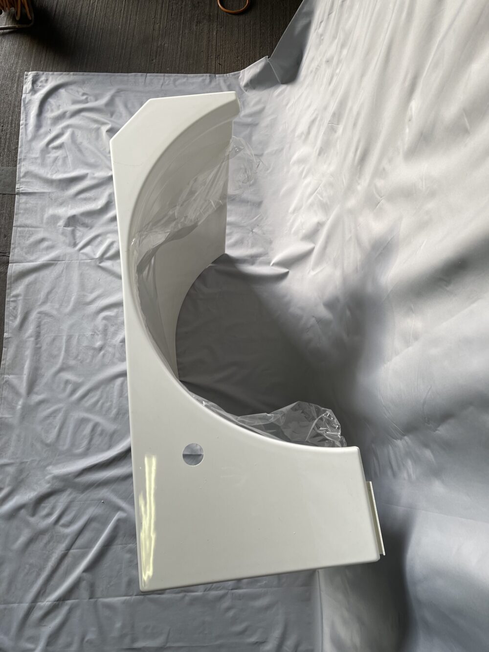 Galleno Plastica Eckbereich Waschraum weiß